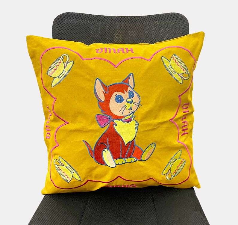 ノスタルジカ アリス イン ワンダーランド クッションカバー