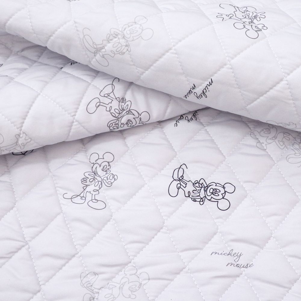 ミッキーマウス 防水キルトパッド 選べる2サイズ 吸水加工 NZ3227-D/E