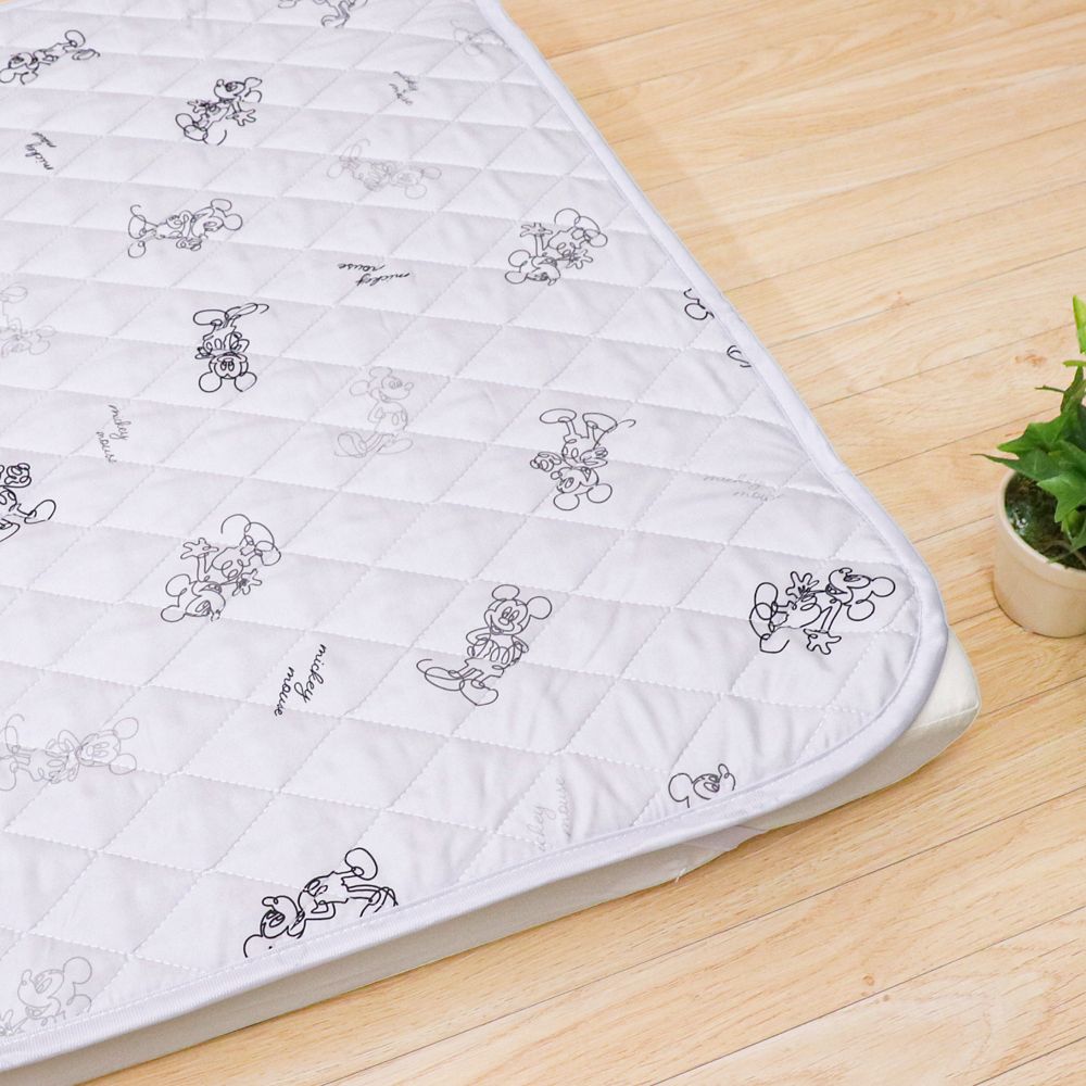 ミッキーマウス 防水キルトパッド 選べる2サイズ 吸水加工 NZ3227-D/E