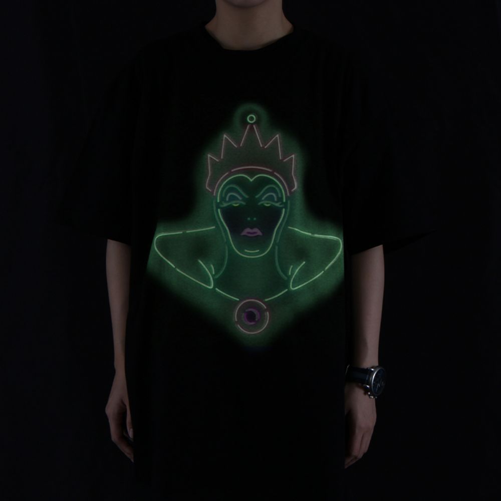 白雪姫/女王/蓄光Ｔシャツ(PONEYCOMB TOKYO)