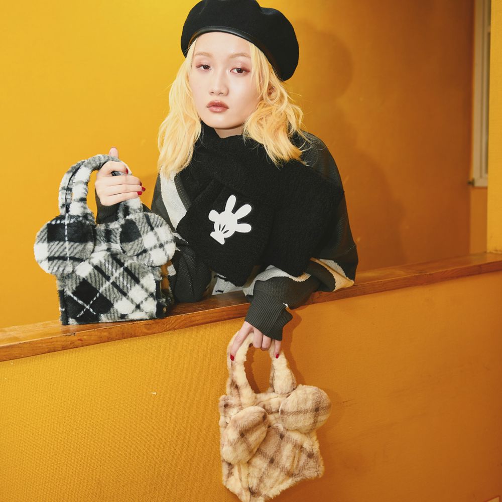 ミッキーマウス イヤーモチーフファーバッグ