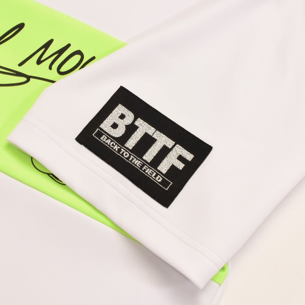 ミッキーマウス モックネックTシャツ