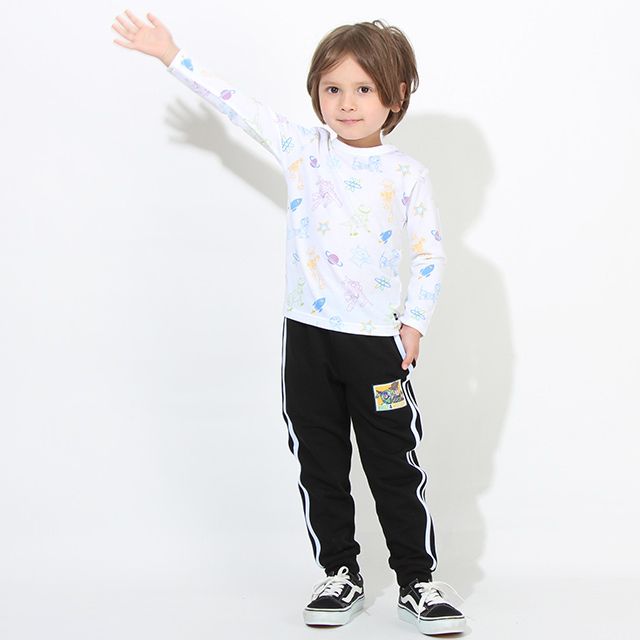 【ベビードール】トイ・ストーリー 総柄ロンT 7970K / キッズ トップス 長袖 天竺素材 バズ・ライトイヤー ウッディ レックス リトルグリーンメン スリンキー