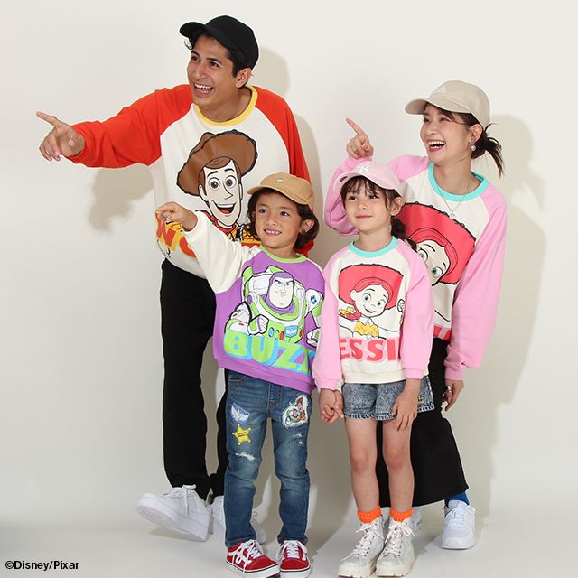 【ベビードール】ジェシー 親子お揃い キャラクタートレーナー 8660A / トイ・ストーリー 大人 ユニセックス 男女兼用 リンクコーデ ペアルック 親子コーデ トップス 長袖 クルーネック ゆったり
