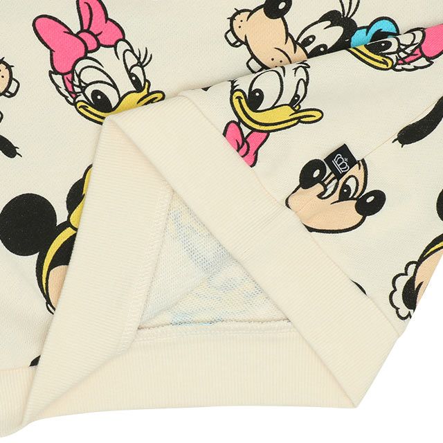 【ベビードール】ミッキー＆フレンズ 親子お揃い 総柄トレーナー 8704A / ミッキー ミニー グーフィー チップ デール プルート 大人 ユニセックス 男女兼用 リンクコーデ ペアルック 親子コーデ トップス 長袖 トレーナー