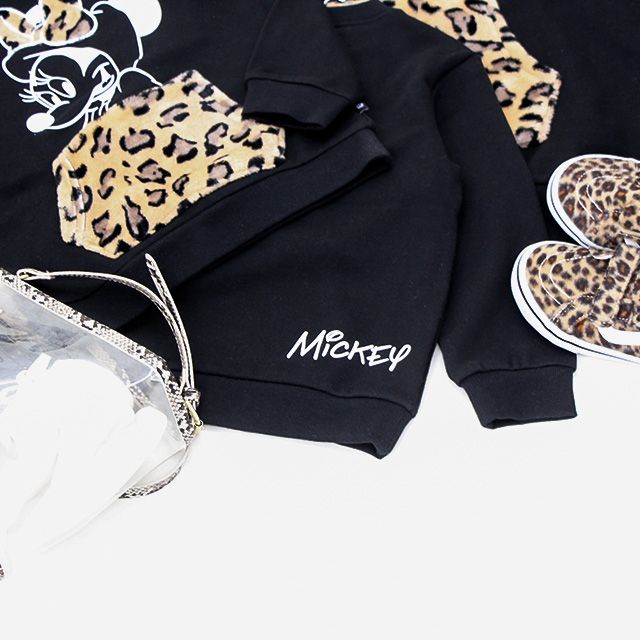 【ベビードール】ミッキー 親子お揃い ヒョウ柄ボアポケットトレーナー 8982K