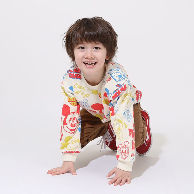 【ベビードール】ミッキーフレンズ 親子お揃い 総柄トレーナー 9110K
