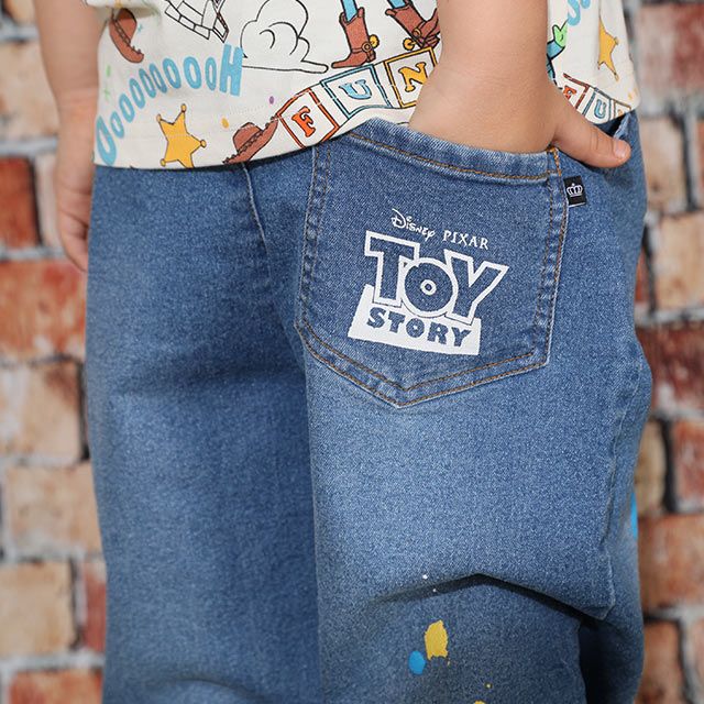 【ベビードール】トイ・ストーリー デニムロングパンツ 9200K / ベビーサイズ キッズ ボトム 長ズボン ジーンズ ウエスト総ゴム ゴム穴付き テーパードパンツ ストレッチ素材 ウッディ バズ・ライトイヤー