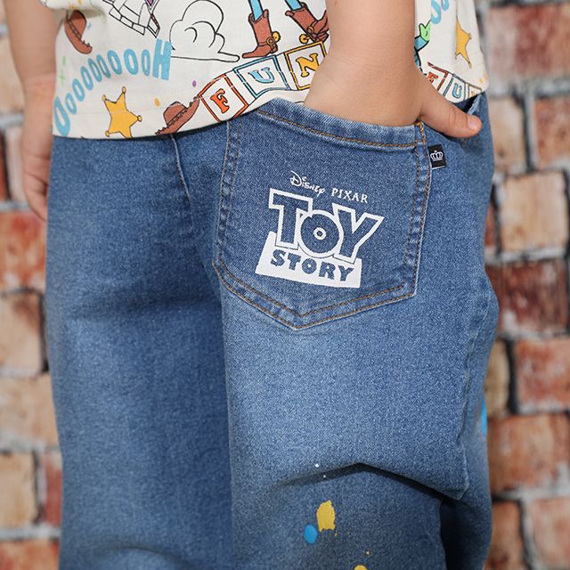 【ベビードール】トイ・ストーリー デニムロングパンツ 9200K / ベビーサイズ キッズ ボトム 長ズボン ジーンズ ウエスト総ゴム ゴム穴付き テーパードパンツ ストレッチ素材 ウッディ バズ・ライトイヤー