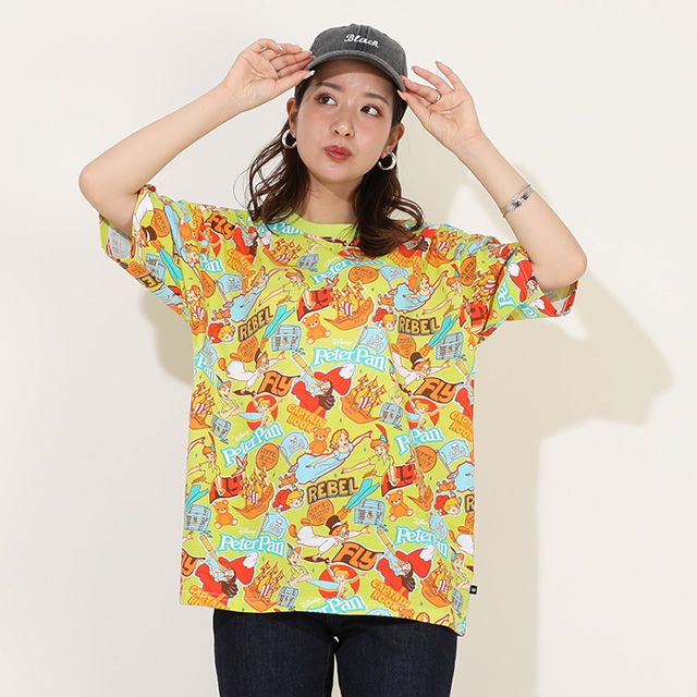 【ベビードール】ピーター・パン 親子お揃い ステッカー風総柄Tシャツ 9534A / 大人 ユニセックス 男女兼用 リンクコーデ ペアルック 親子コーデ トップス 半袖 天竺素材