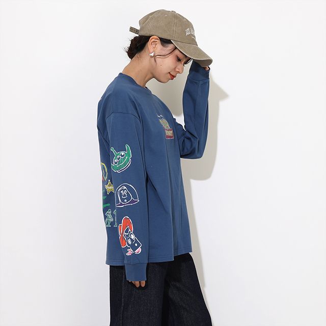 【ベビードール】トイ・ストーリー 親子お揃い 袖ロンT 9618A / 大人 ユニセックス 男女兼用 リンクコーデ ペアルック 親子コーデ トップス 長袖 ラクガキ風デザイン 天竺素材 スリンキー グリーンアーミーメン