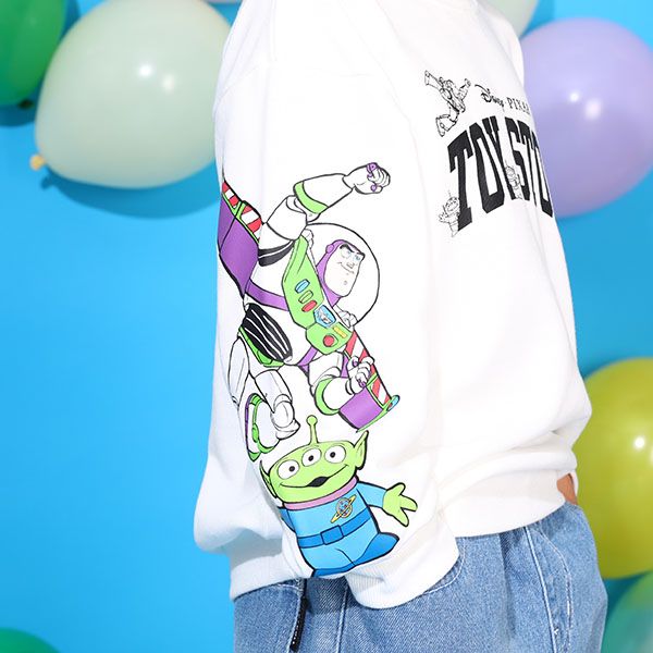 【ベビードール】親子お揃い トイ・ストーリー 袖プリントトレーナー 9619K / ベビーサイズ キッズ リンクコーデ ペアルック 親子コーデ トップス 長袖 クルーネック ウッディ バズ・ライトイヤー ブルズアイ リトルグリーンメン