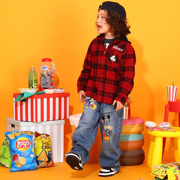 【ベビードール】ミッキー デニムロングパンツ 9685K / ベビーサイズ キッズ ボトム ジーパン ジーンズ ワイドパンツ リンクコーデ ペアルック ウエスト総ゴム ゴム穴付き ベルトループ フェイクボタン アップリケ